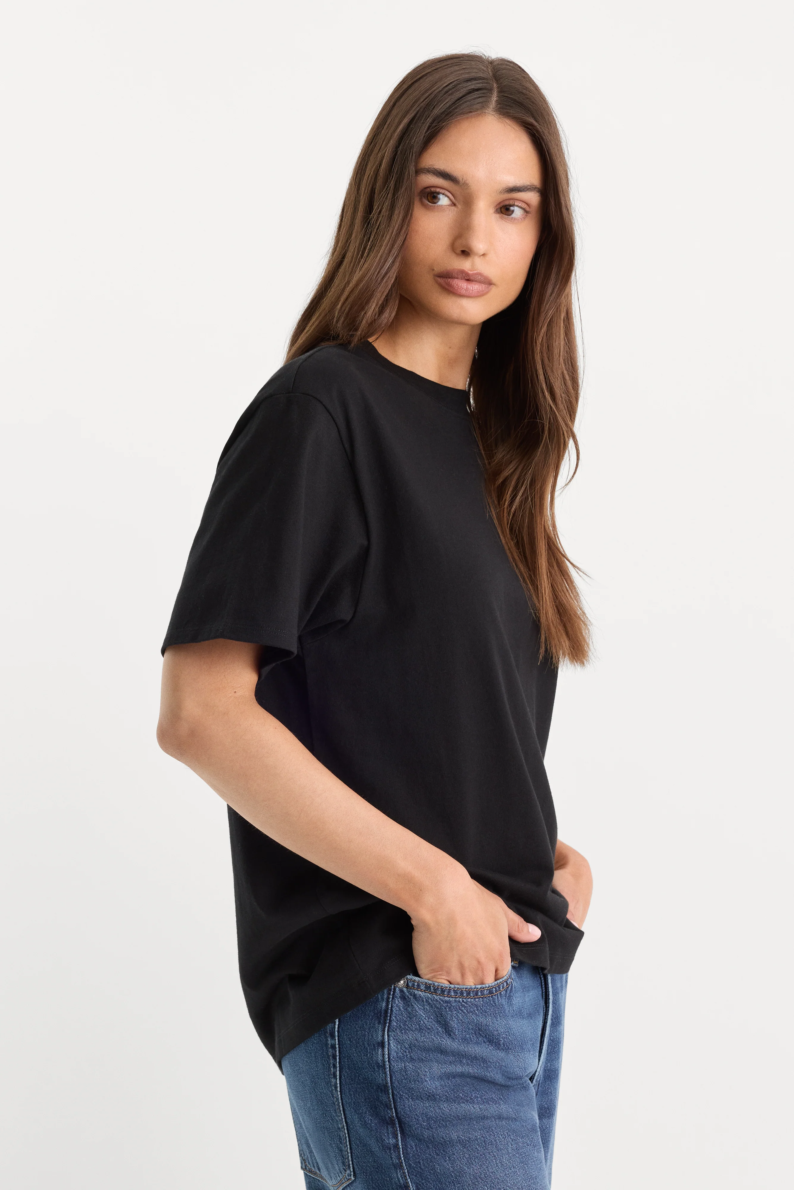 THE OVERSIZED TEE | BLACK - Image 2