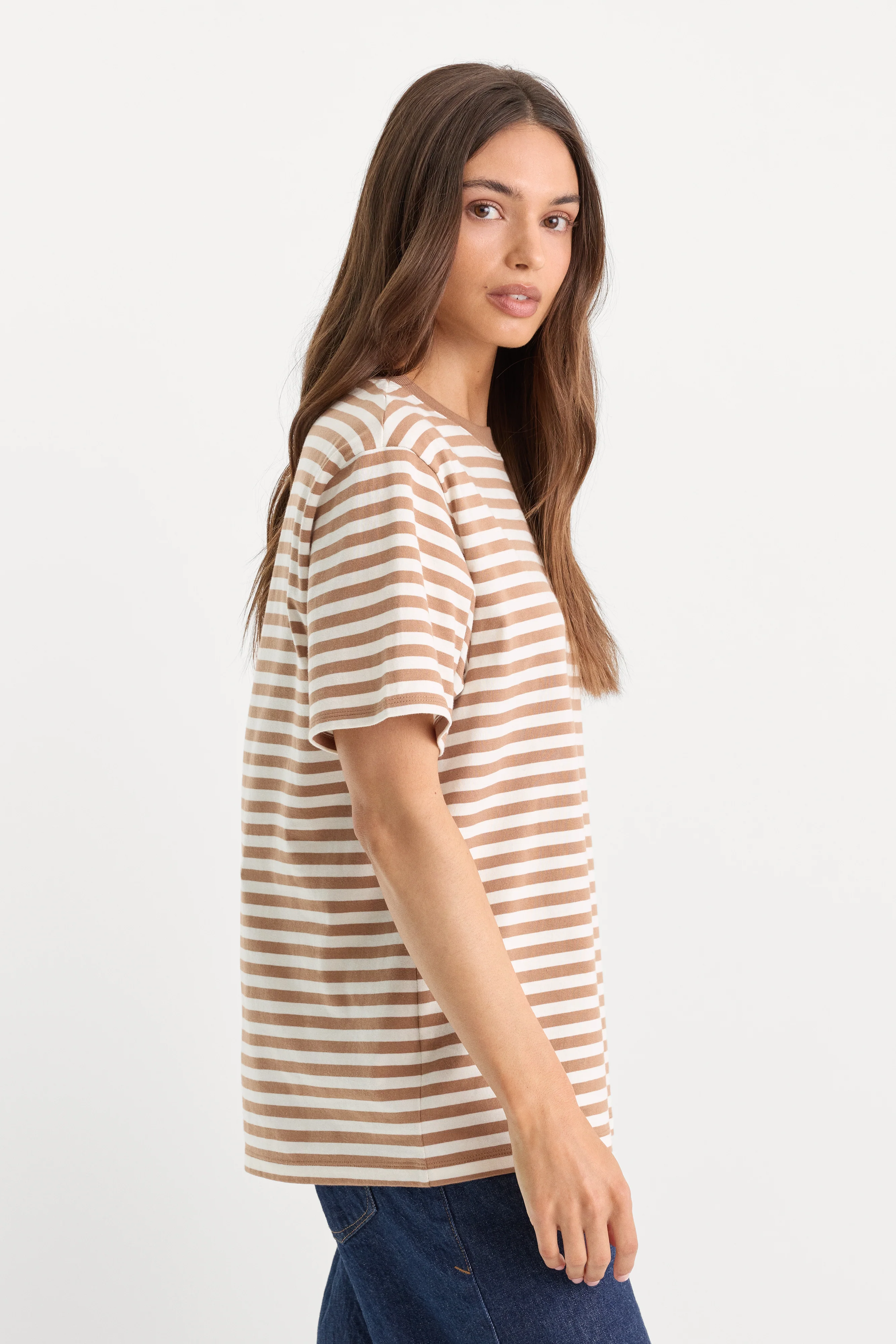 THE OVERSIZED TEE | CLEAN STRIPE HEARTH - Image 2