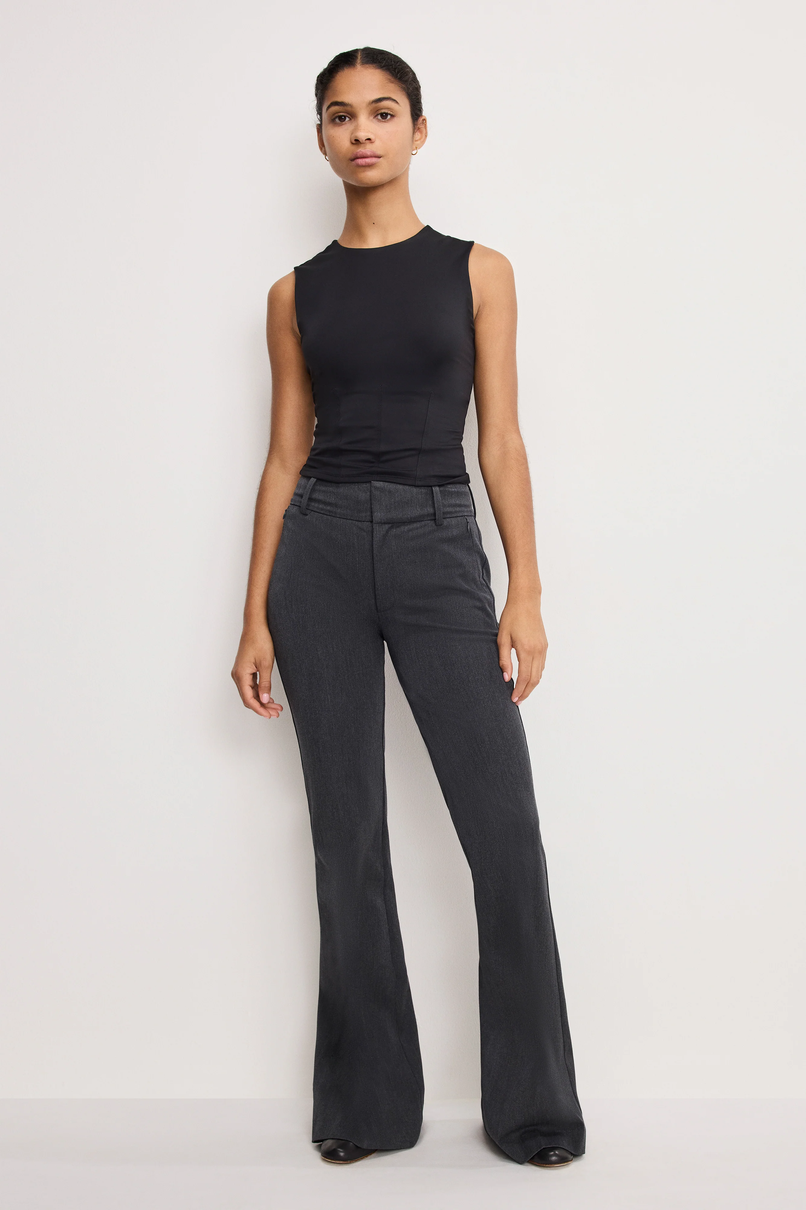 ESSENTIAL SUITING FLARE TROUSERS | DARK HEATHER GRAY