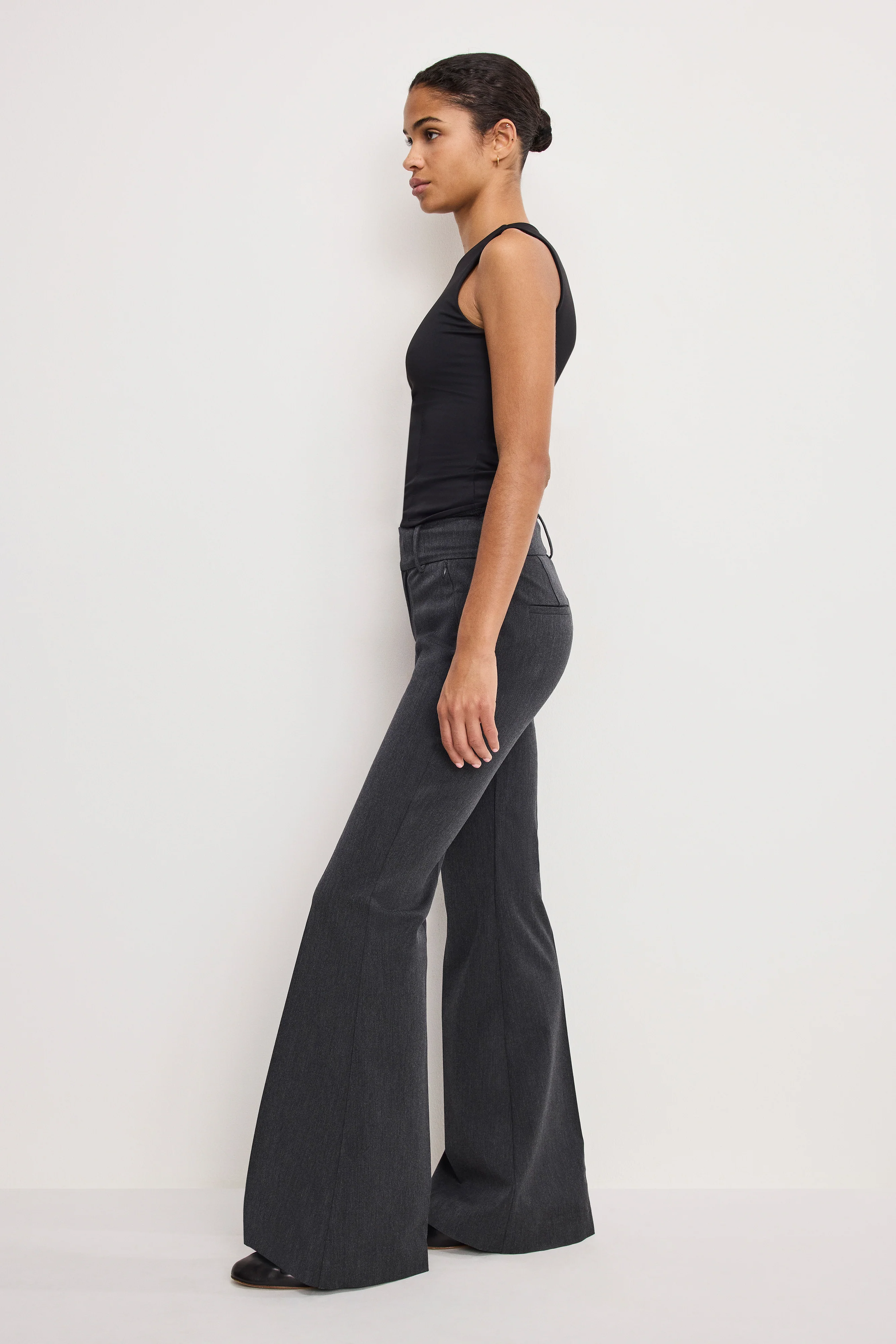 ESSENTIAL SUITING FLARE TROUSERS | DARK HEATHER GRAY - Image 2