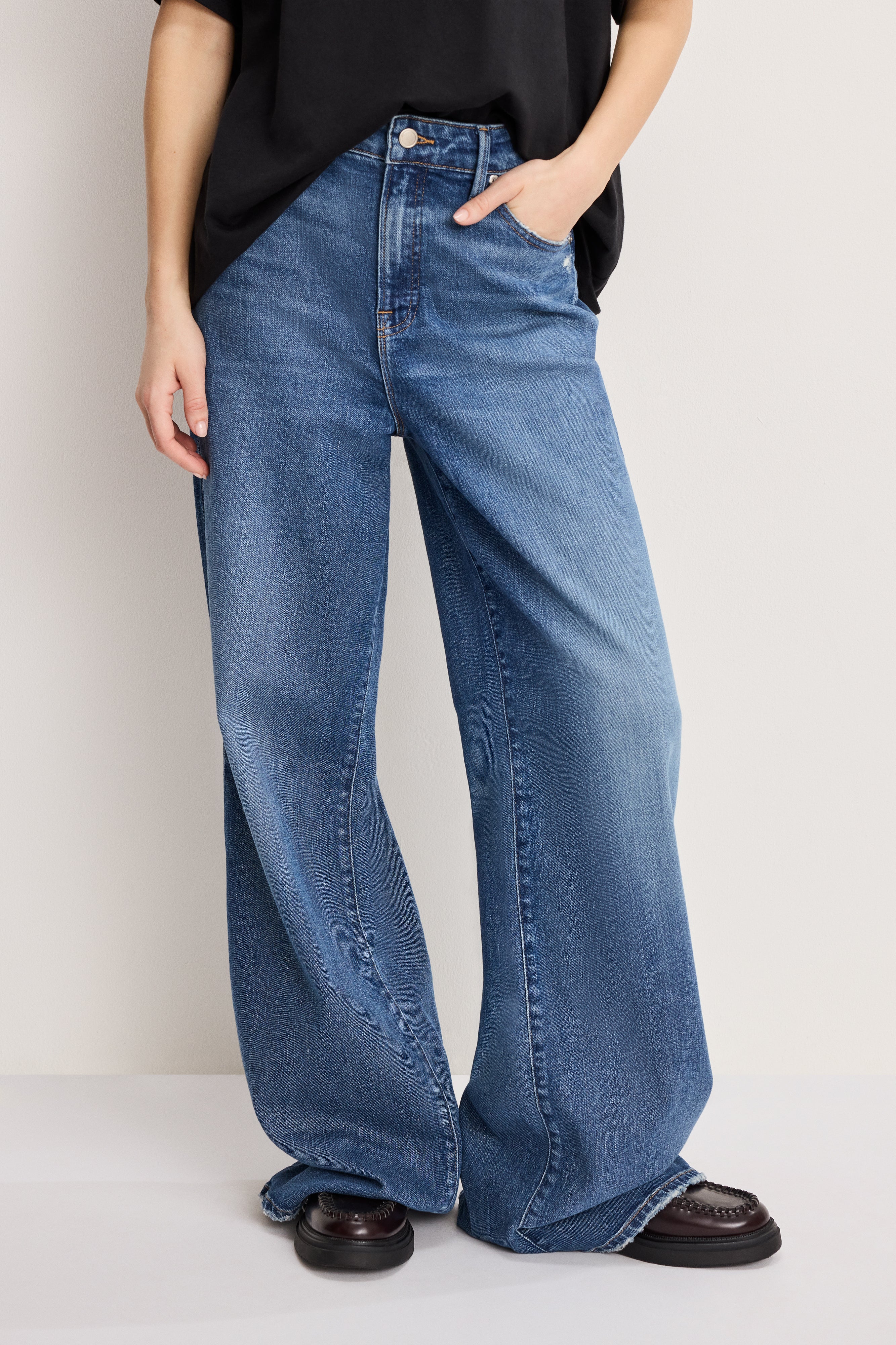 GOOD EASE JEANS | BLUE383 - Image 2