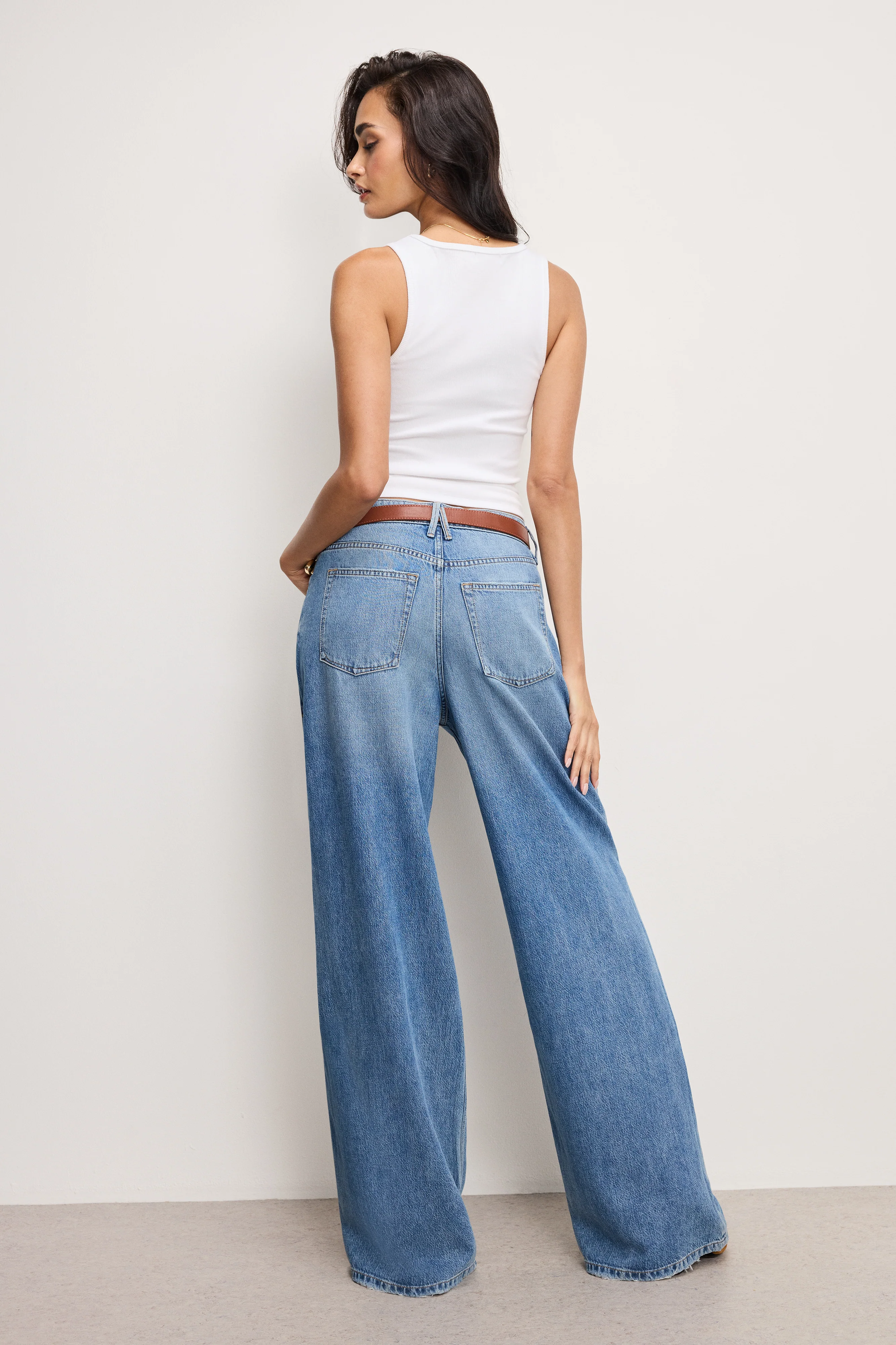 WEIGHTLESS GOOD EASE JEANS | INDIGO961 - Image 4