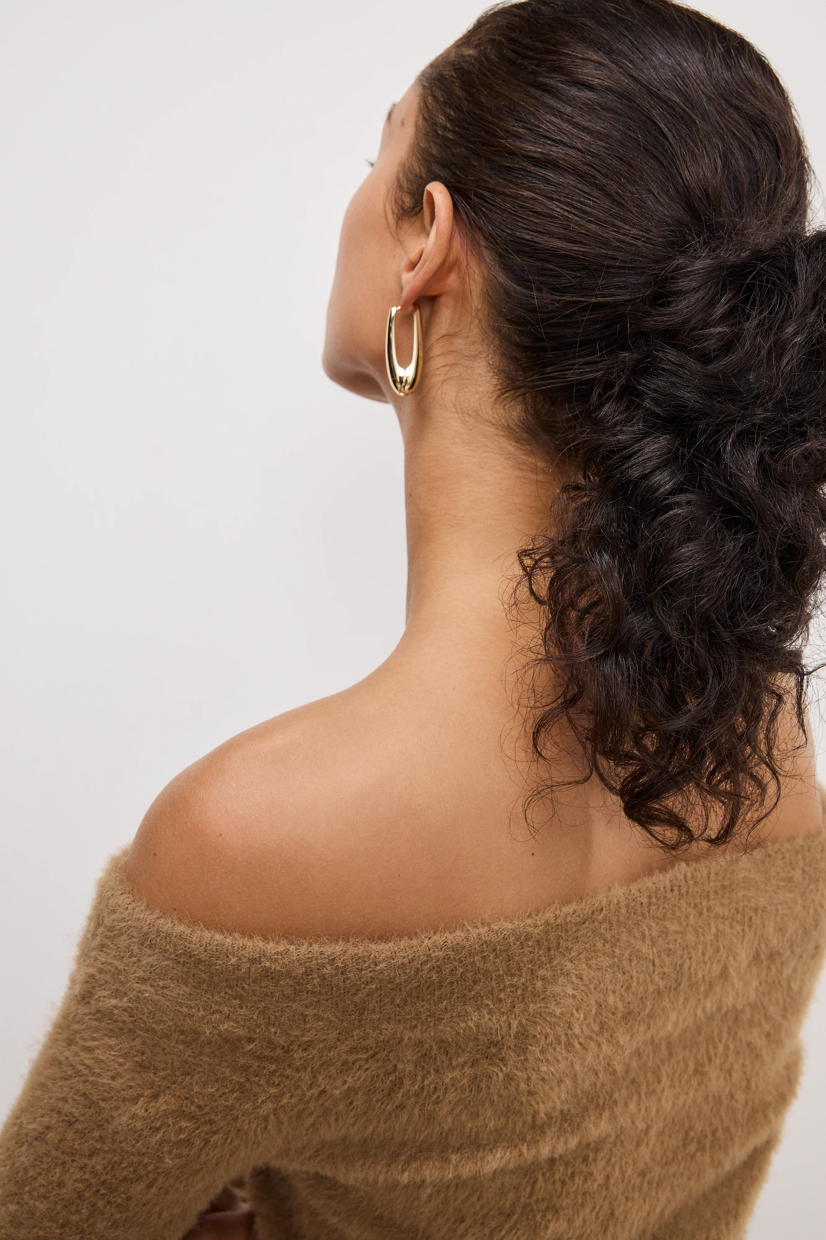 OFF SHOULDER PLUSH TOP | WARM CARAMEL003 - Image 4