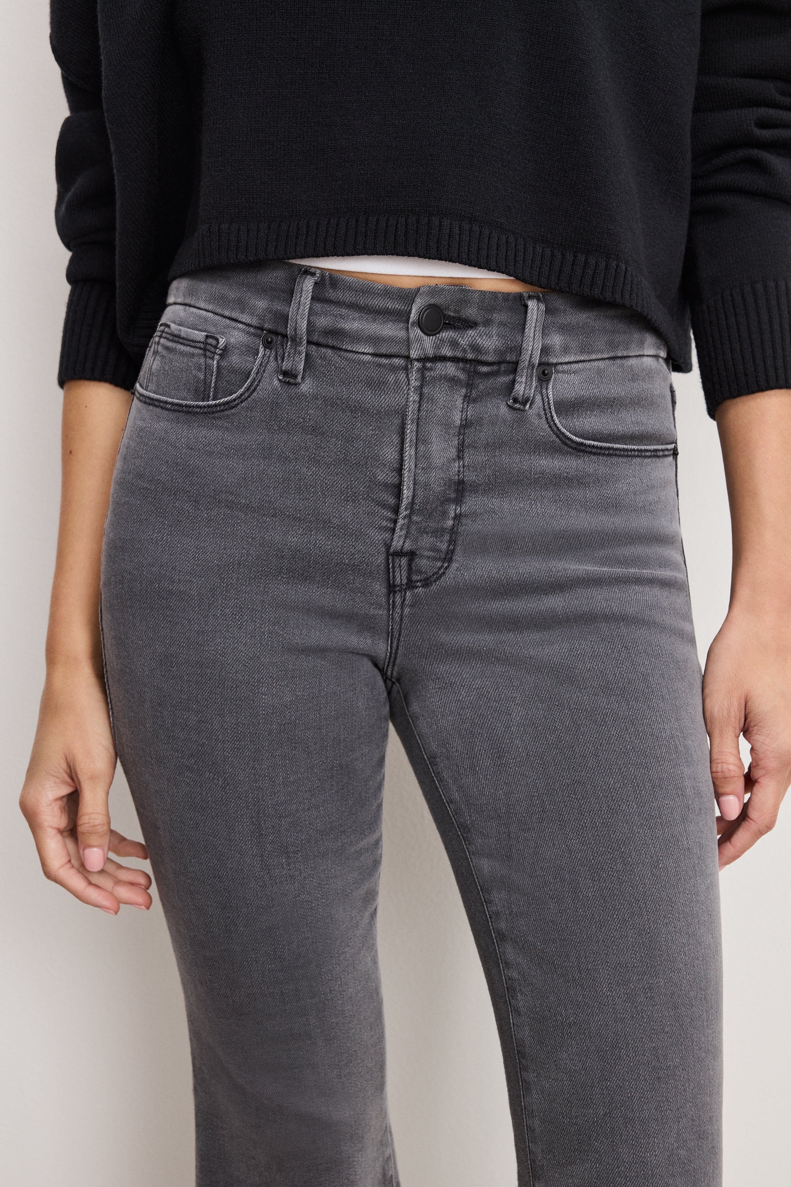 SOFT TECH GOOD LEGS CROPPED MINI BOOT JEANS | BLACK405 - Image 5