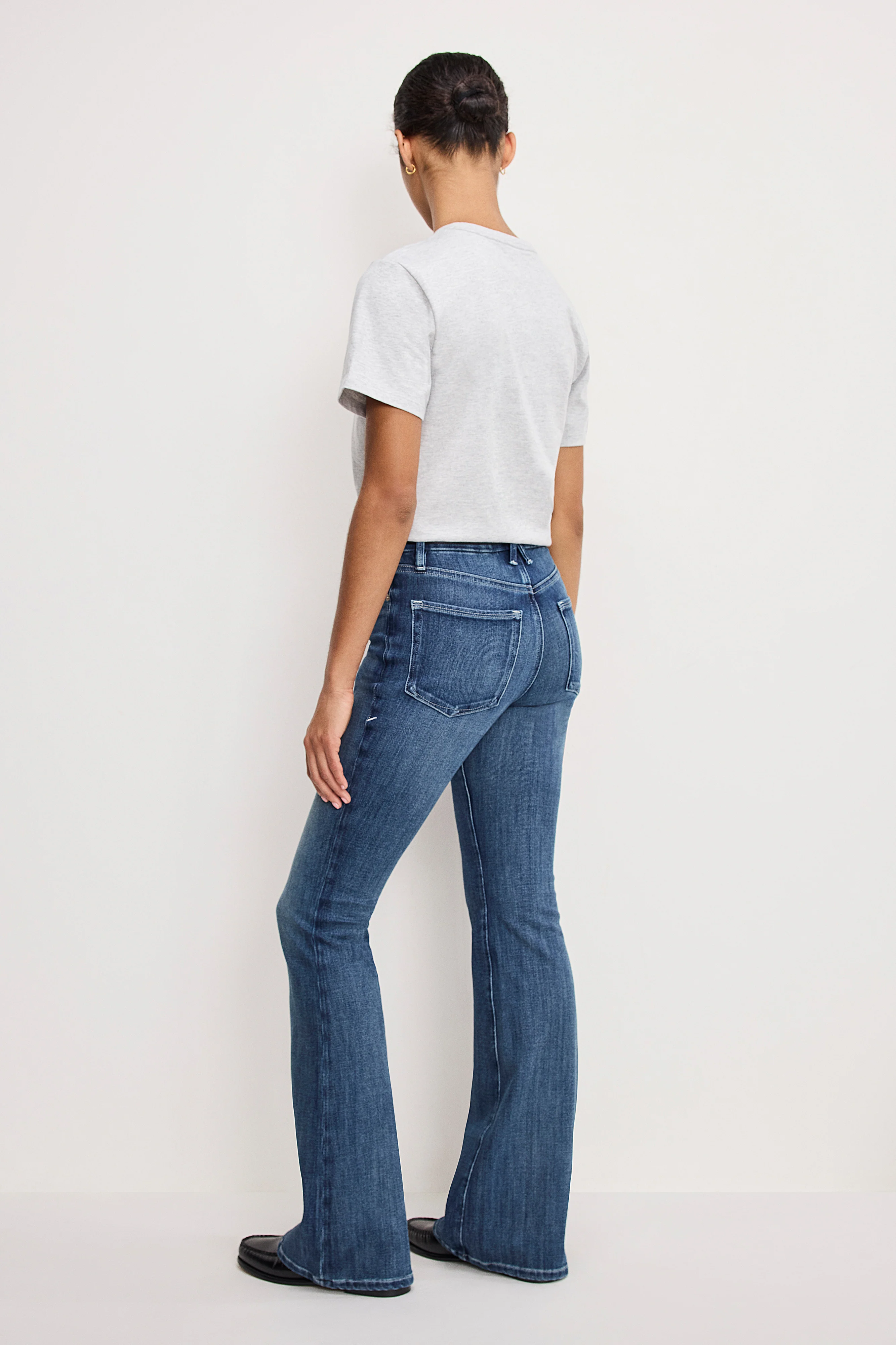 SOFT TECH GOOD LEGS FLARE JEANS | INDIGO855 - Image 4