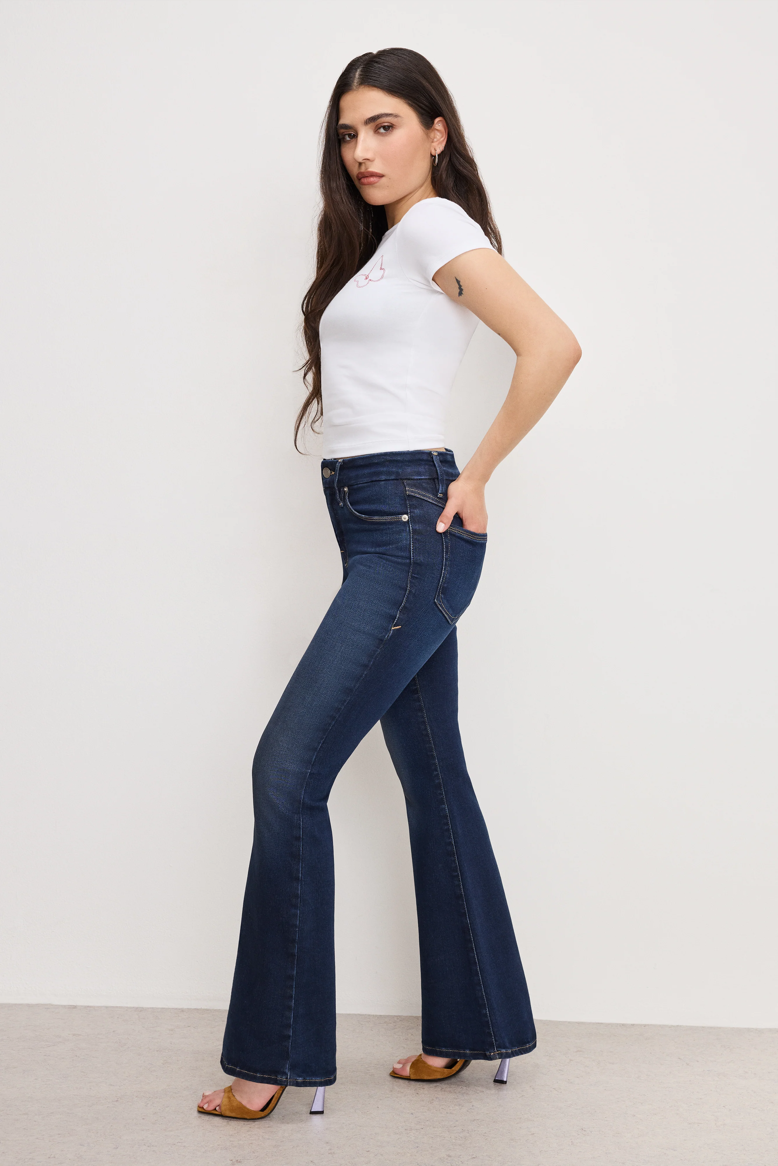DOLLY JOLEANS PETITE FLARE JEANS | INDIGO1020 - Image 4